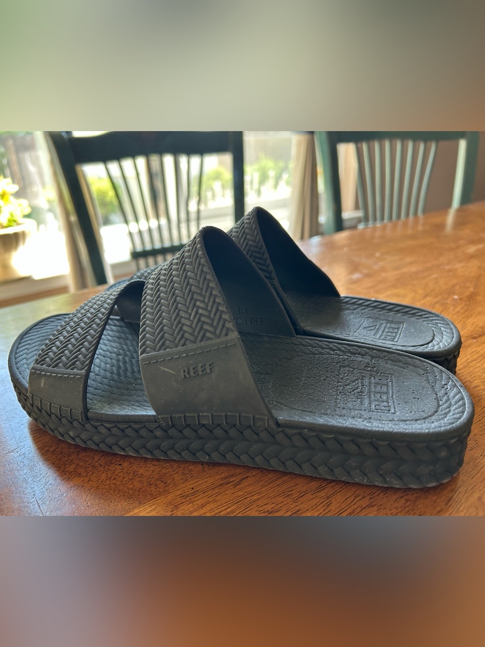 Reef Women's Water Vista Slide Slip-On Sandals Black Sz 8